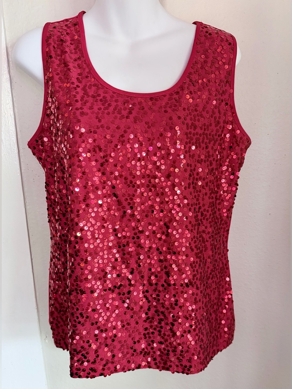 Covington Red Sequin Scoop Neck Tank Top Women LP